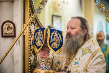 "На Великдень заробити не змогли": у Лаврі терміново просять у українців "пожертви" через вірус