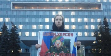 "Здали Херсон, здадуть і Москву": росіянка розкритикувала втечу армії рф з Херсона, фото