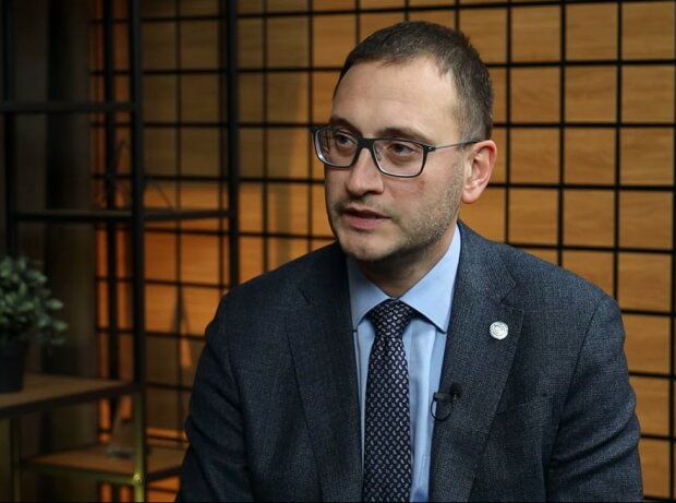 Глава ВОЗ в Украине заявил о необходимости привить 70% населения: "Нужно преодолеть пандемию"