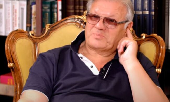 Первую дочь я никуда не направлял, вторую – тоже, не собираюсь никуда направлять и третью, - Ноябрёв