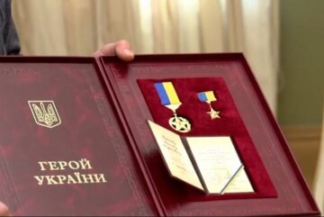 Десятки тисяч українців просять надати молодому львів'янину звання Героя України
