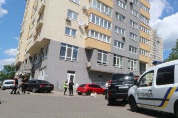 Харків'янка виявила під ліжком несподіваного гостя: моторошне фото