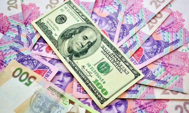 Названо найкращий спосіб заробити на банку, секрет розкрито: «не купуйте долар, скористайтеся краще…»