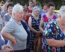 Гуманітарна допомога пенсіонерам в Одеській області