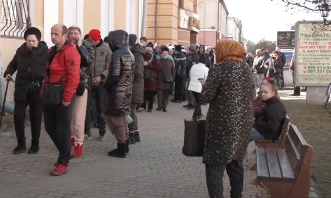 Бесплатные продукты для ВПЛ и пенсионеров в Одессе