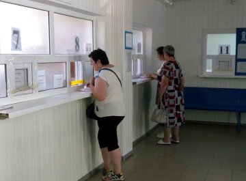 Грошова допомога для пенсіонерів у Харківській області