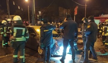 "Люди не змогли вибратися і згоріли живцем в авто": відео і всі деталі трагедії в Одесі