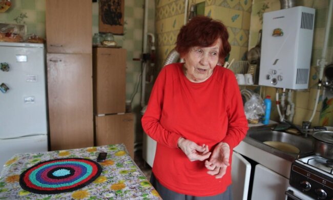 Защитники радуются и восхищаются: 90-летняя украинка показала, как делает свой вклад в победу