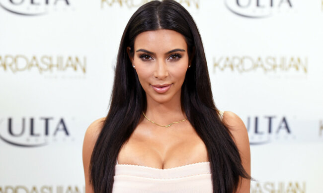 Kim Kardashian Promotes Kardashian Sun Kissed At ULTA Beauty In Los Angeles