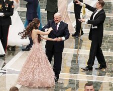 Как выглядит королева красоты, которая охомутала самого Лукашенко: лучшие фото ослепительной брюнетки