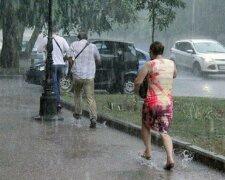 Погода в Харкові різко зіпсується, про літо можна забути: "насуваються дощі і..."