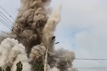Від будинку майже нічого не залишилося: з'явилися кадри з місця ракетної атаки по Києву