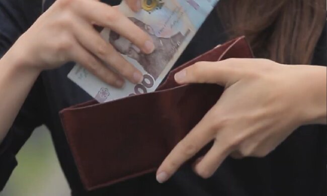Грошова допомога для пенсіонерів в Вінницькій області