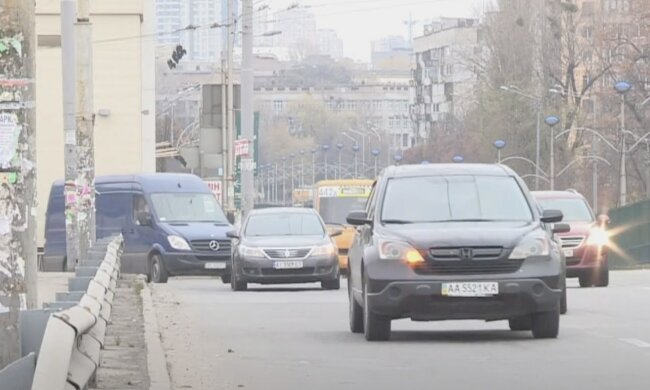 Ограничение движения транспорта во Львовской области