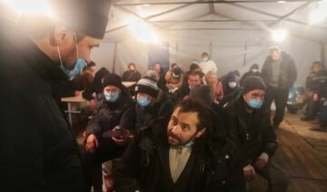 Волонтеры УПЦ обустроили пункт обогрева в Киеве и накормили бездомных на Новый год