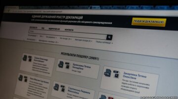 Сутки до дедлайна: президент Порошенко еще не подал декларацию