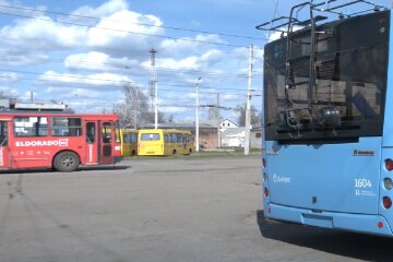 Новий графік руху транспорту в Дніпрі