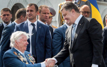 В Україні може з'явитися вулиця на честь Порошенка, місцеві жителі в ауті: "осоромлені на всю країну"