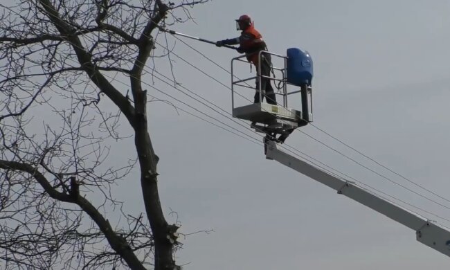 Графіки відключення світла у Дніпропетровській області на 4 квітня
