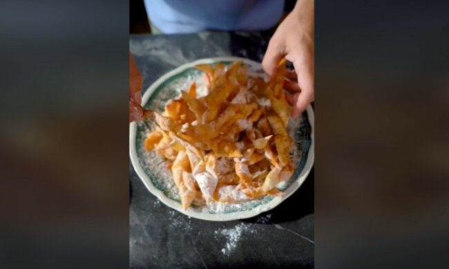 Вкус из детства: "Мастер Шеф" Ярославский дал рецепт домашней выпечки с сахарной пудрой