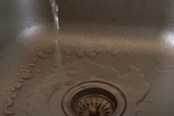 Отключение воды во Львовской области