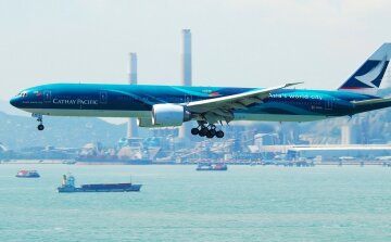 самолет Cathay Pacific