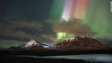 Невероятное северное сияние поразило Исландию (фото)