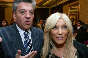 повалій та ліхута