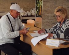 Гуманитарная помощь для пенсионеров в Сумской области