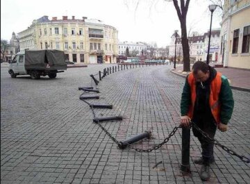 Гість з Росії влаштував погром в центрі Одеси: момент потрапив на камери