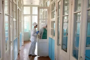 "Якщо навіть захворіли": українцям порадили уникати лікарень під час карантину, в чому причина