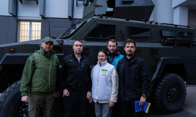 Новорічні свята разом із розвідниками: фонд «Надія» та Валерій Дубіль передали підрозділам ГУР техніку та медичне обладнання