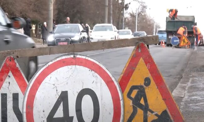 Обмеження руху транспорту у Львівській області