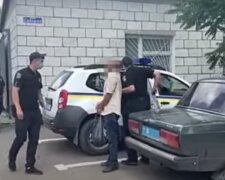 Неадекват открыл огонь по полицейским на Одесчине: появилось видео
