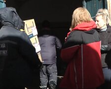 Безкоштовні продукти для ВПО та пенсіонерів у Дніпрі: