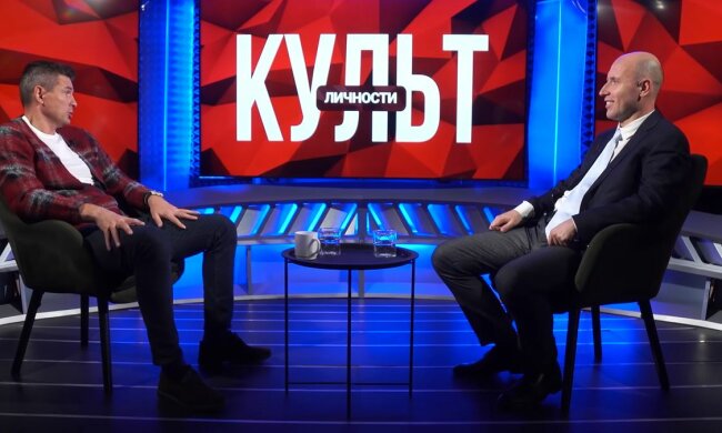 Так чи інакше, рейтинг цієї партії вкорінений в рейтингу президента, - Валентин Гладких