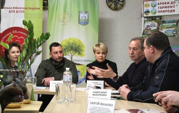 Відкрилася виставка "Майбутнє планети у наших руках!": експозиція буде працювати до 14 червня