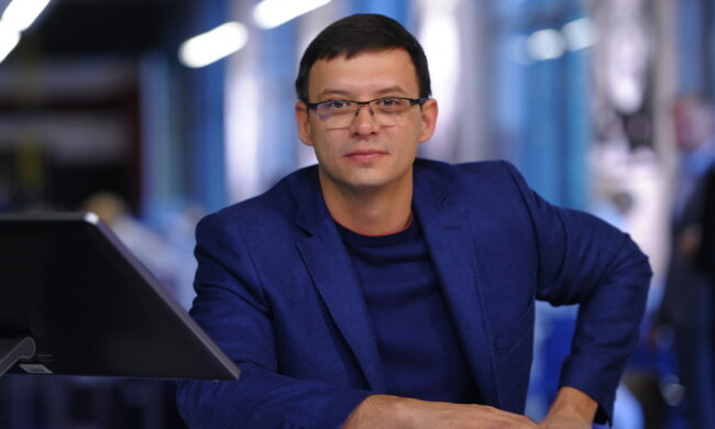 Любая политика сейчас сводится к избирательной математике, в том числе и военное положение, — Мураев