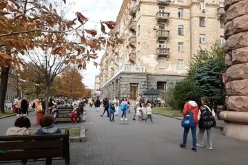 украинцы, люди, улица, осень, погода