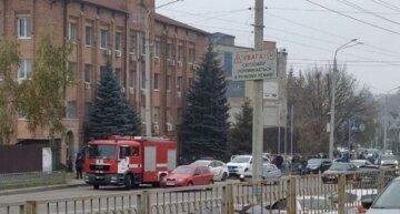Термінова евакуація людей у Харкові, злетілися спецслужби: подробиці НП