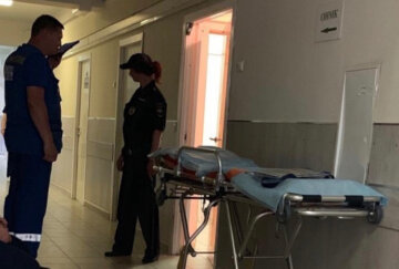 Неадекват підняв на ноги поліцію в Кривому Розі: "увірвався в лікарню..."