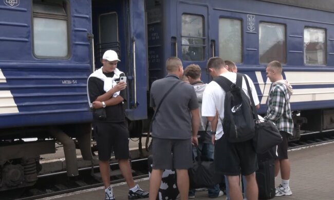 Новий графік руху поїздів з Харкова