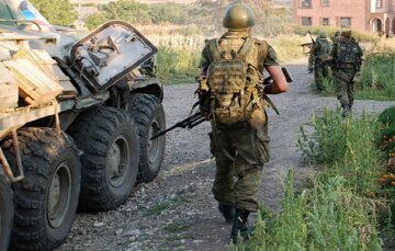 Бойовики "ДНР" оголосили мобілізацію, кадри відлову: "Надамо допомогу з..."