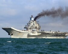 Соцмережі висміяли російський крейсер “Адмірал Кузнєцов” (фото, відео)