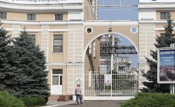 Вибух і пожежа на Одеському НПЗ: у мережі озвучена причина масштабної НП