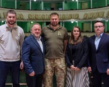 Коли біль стає дією: як Євгеній Медведовський разом із Богдан Бенюком збирають на роботів для фронту
