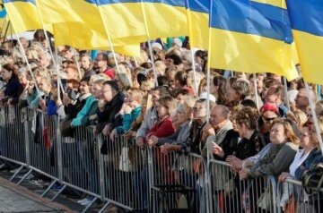 "Между Намибией и Либерией": Украина оказалась самой несчастной страной Европы