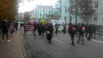 Конопля лечит, мы не бандиты: чем завершился «марш наркоманов» в Киеве