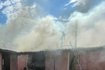 Багато постраждалих: окупанти завдали нових руйнівних ударів, влучили в будинки та магазини