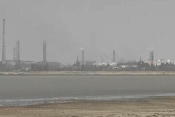 выбросы, заводы, промышленность, скрин